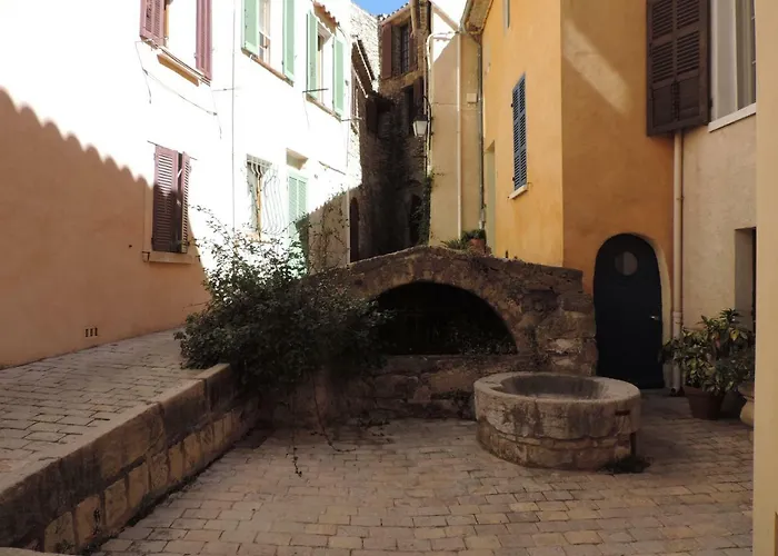 شقة Le Logis De La Fontaine Ceyreste